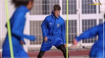 المواجهة تقترب.. بعثة أوكلاند تصل القاهرة اليوم فهل بيراميدز جاهز لتحدي إنتركونتيننتال؟ 1